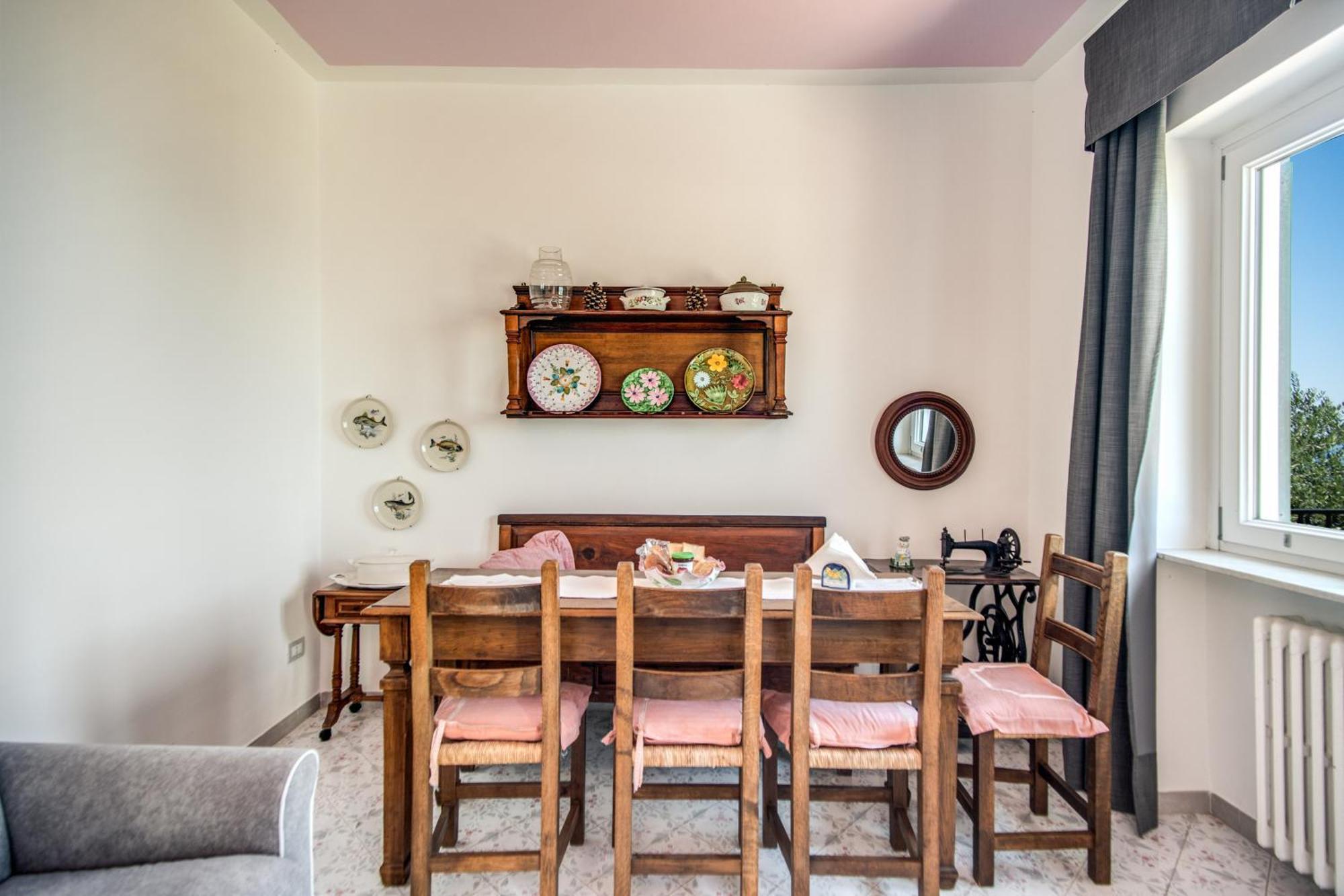 M Suites Sorrento Ngoại thất bức ảnh
