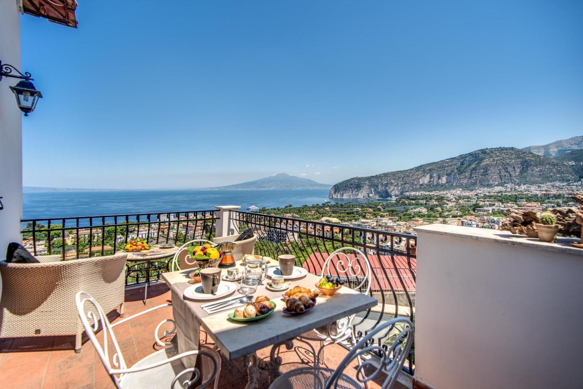 M Suites Sorrento Ngoại thất bức ảnh