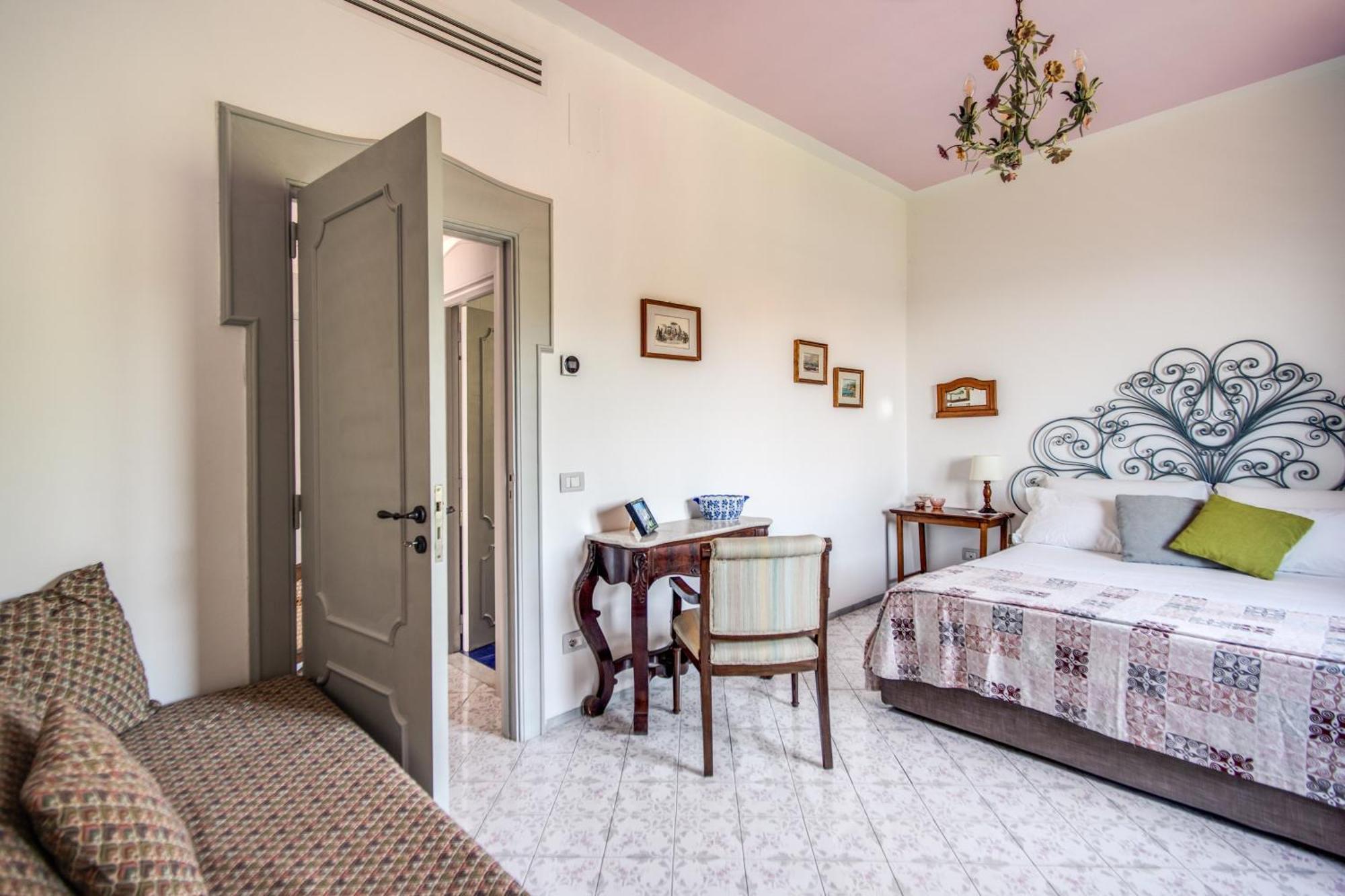 M Suites Sorrento Ngoại thất bức ảnh