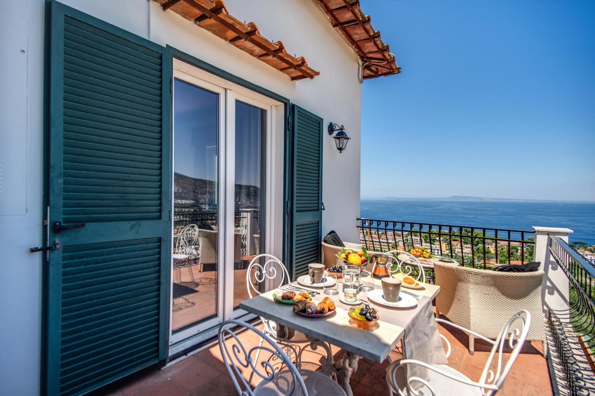 M Suites Sorrento Ngoại thất bức ảnh